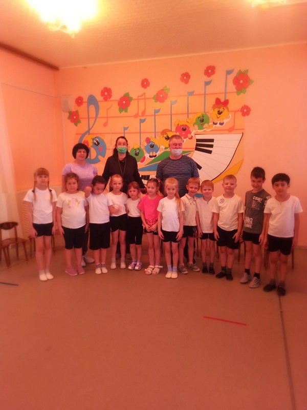 IMG-1bf3cbe9c9cc5d27679365e9784e765e-V